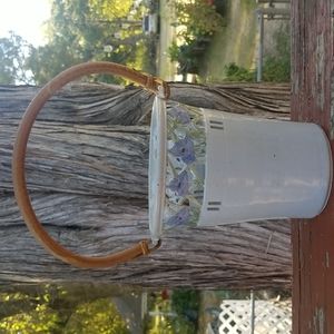 Helen Freeman 1992 signed pottery